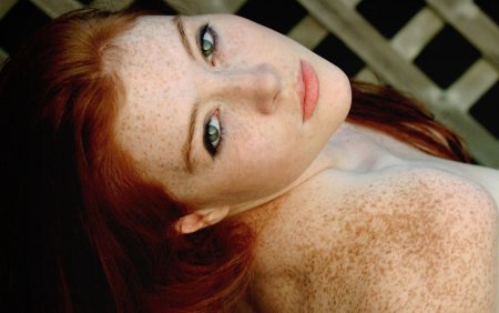 Конопатые девушки красивые