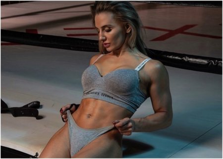 Александра Албу UFC