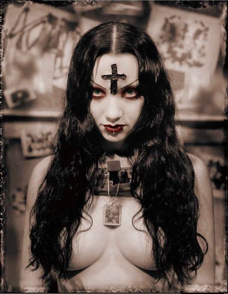 Красивые девушки готы ню