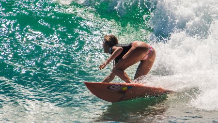 Серфингистка Майя Габейра голая