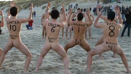 Спортивные танцы голышом