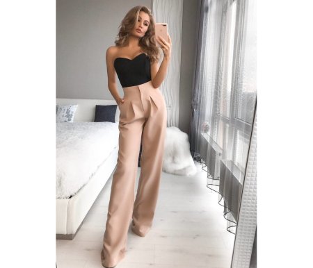 Бежевые штаны клеш