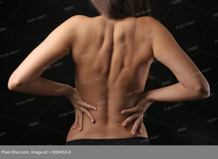 Рельефная женская спина