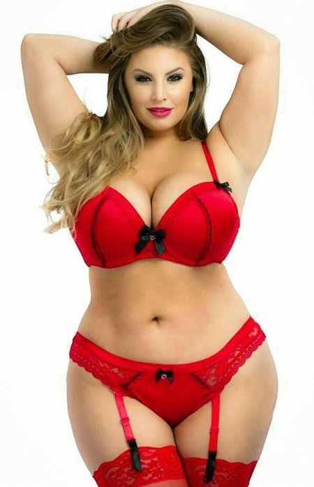 Эшли Алексис модель плюс сайз Ashley Alexiss
