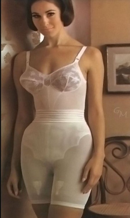 Ретро утягивающее белье