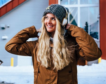 Шарлотта Бэнкс сноубордистка