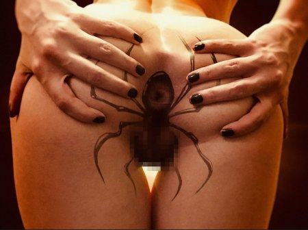 Интимные тату женские на анусе