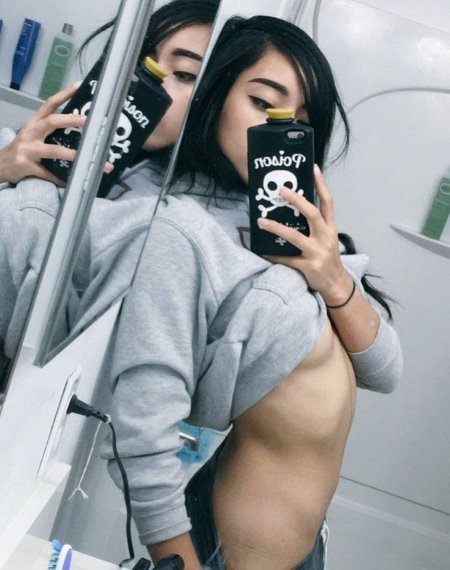 Корейские девушки в Нижнем белье селфи