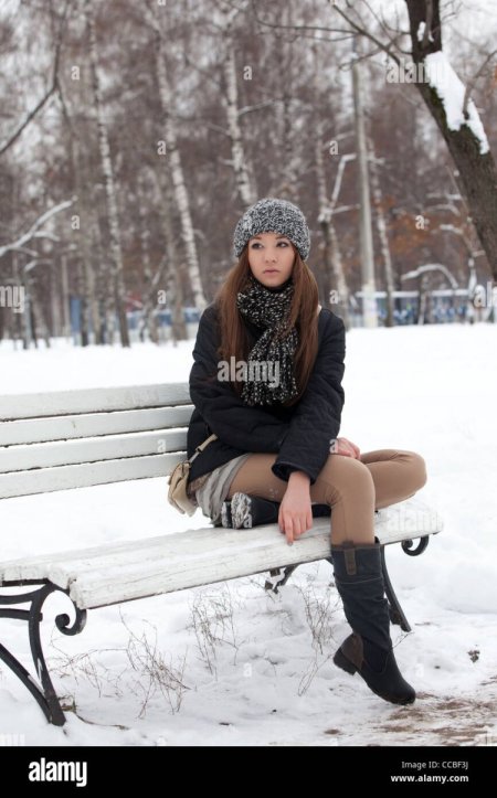 Фотосессия на лавочке зимой