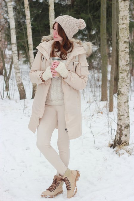 Нежный образ девушки зимний