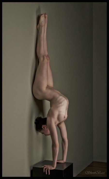 Экстремальная голая йога