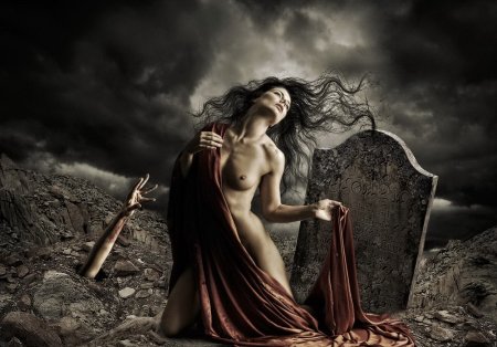 Мистическая девушка ню