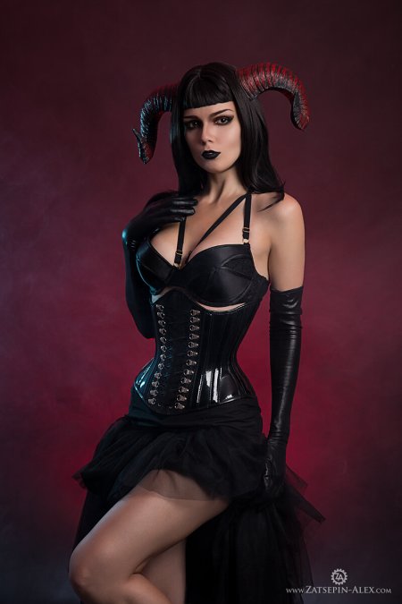 Костюм суккуба