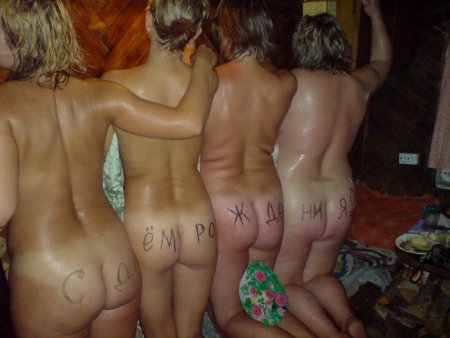 Прикольные девчонки ню