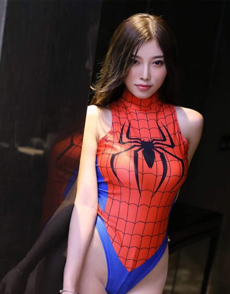 Человек паук косплей