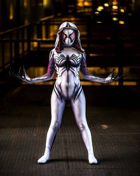 Гвен Веном Марвел