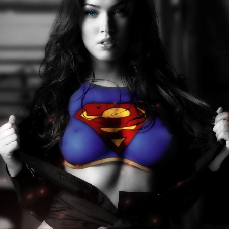 Меган Фокс Супергерл