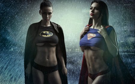 Меган Фокс Супергерл