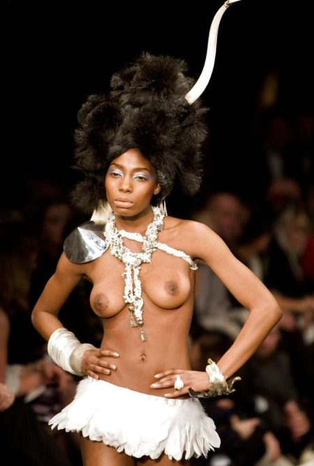 Чарли Ле Минду Charlie le naked