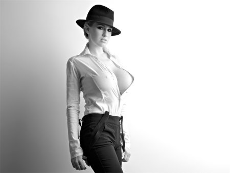 Красивые сиськи в пиджаке