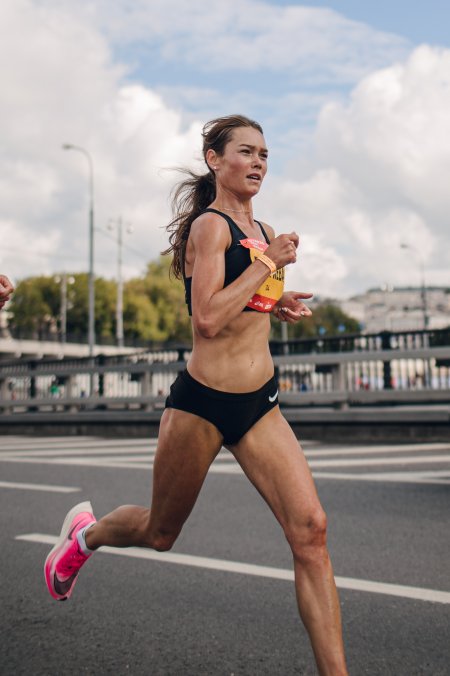 Луиза Дмитриева бегунья