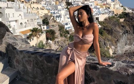 Девушки грузинки в купальниках