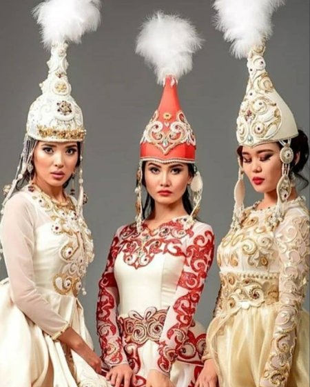 Казахские платья в современном стиле