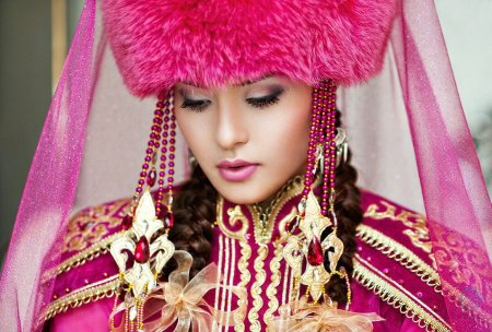 Казахский костюм женский