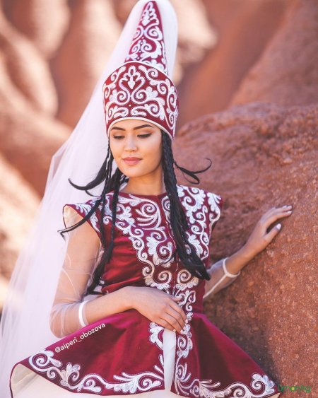 Нац головной убор Киргизии Элечек