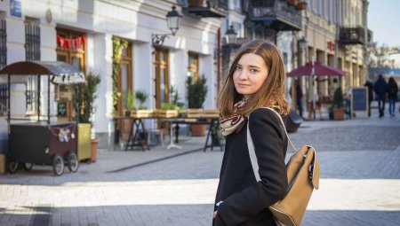 Красивые фото девушек в Тбилиси