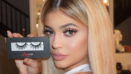 Наращивание ресниц Ким Кардашян эффект