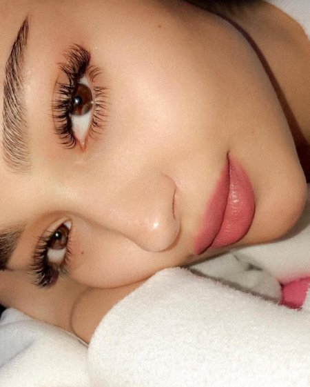 Нарощенные ресницы Кайли