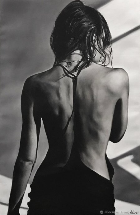 Женская спина