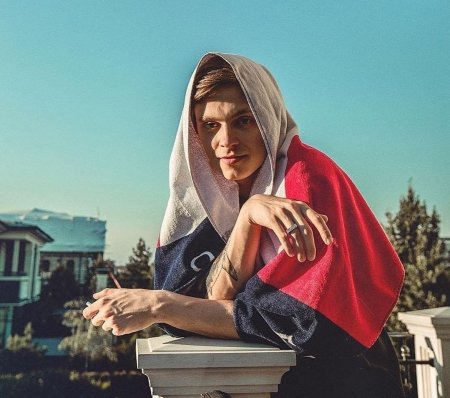 Гриша Ляхов og Buda