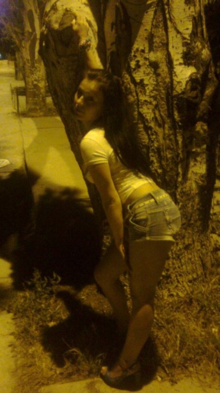 Девушки и женщины