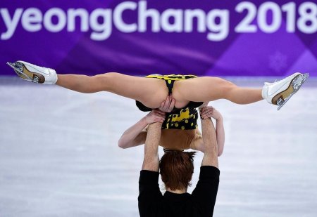 Эротические снимки фигуристов