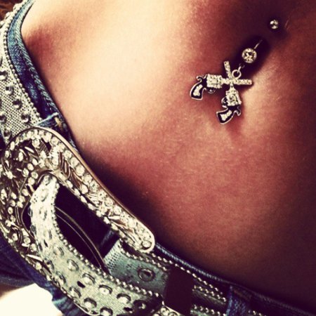 Пирсинг пупка необычный