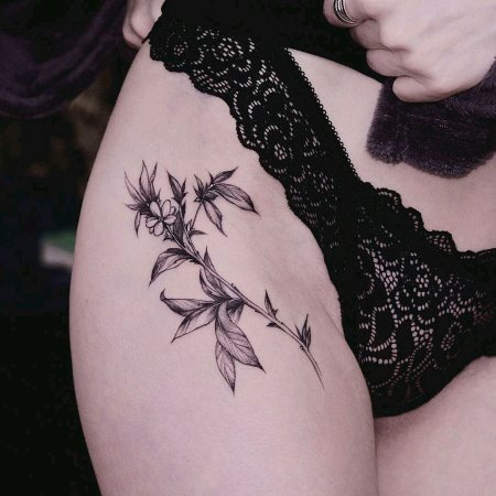 Тату Минимализм женские на бедре