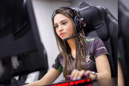 Виктория Яницкая КС го