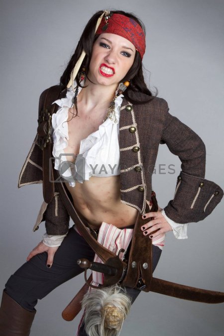 Женщина пират