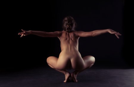 Девушки в эротических позах