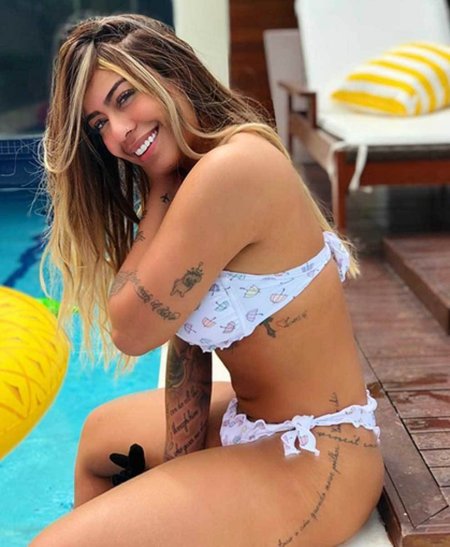 Рафаэлла Сантос Бекран