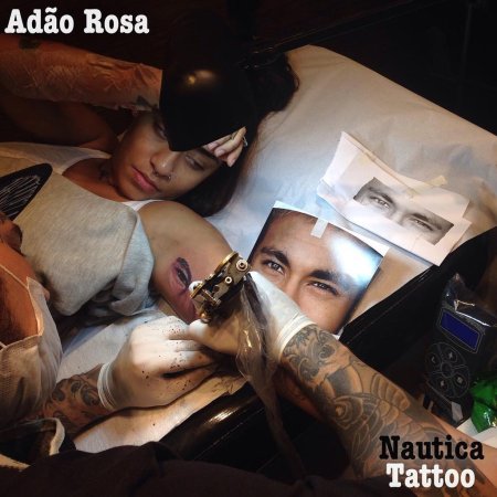 Сестра Неймара тату