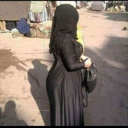 Попа в хиджабе