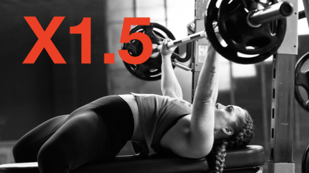 Жим лежа девушки