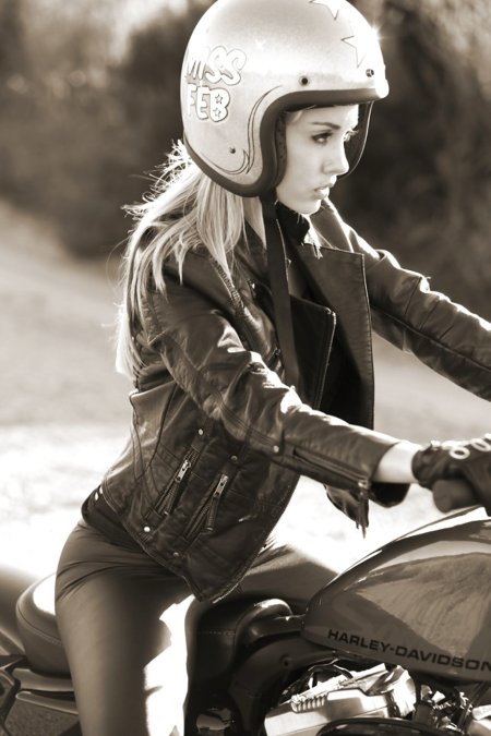 Шлем кафе рейсер