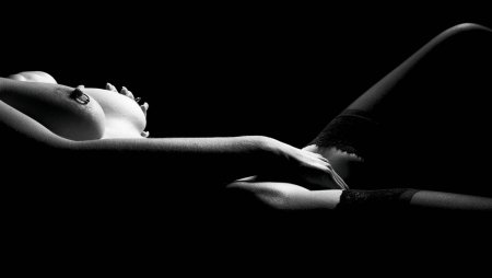 Эротические черно белые