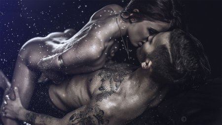 Эротические фото под дождем