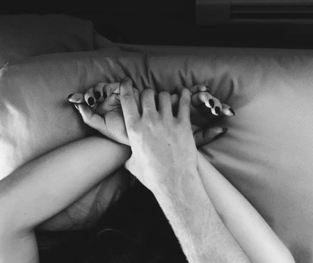 Сплетение рук