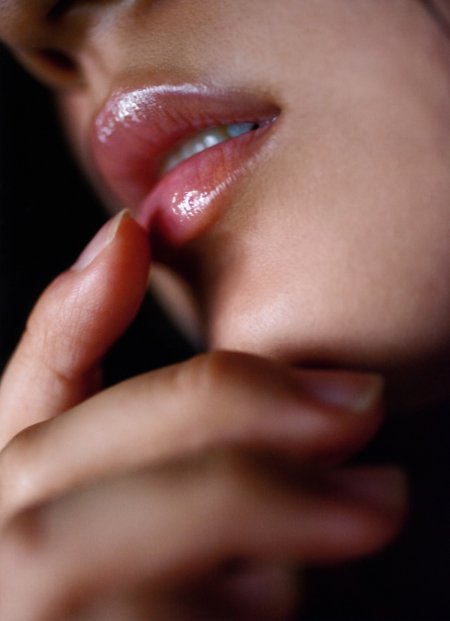 Женские губы